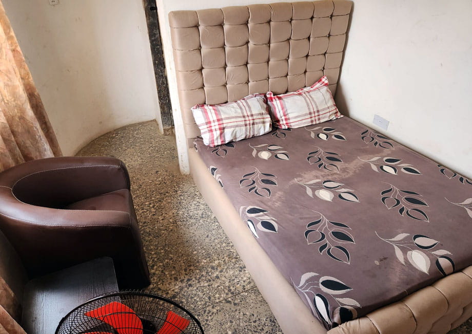 Geneva Place Hotel Single Rooms