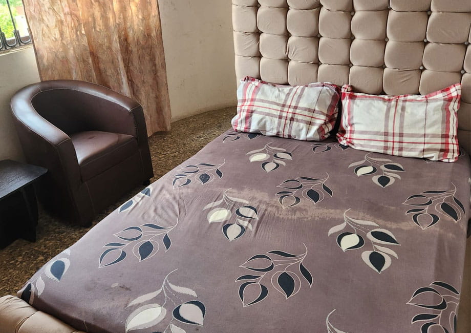 Geneva Place Hotel Single Rooms
